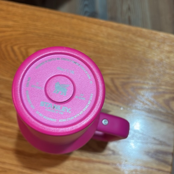 Hot Pink Stanley Used- no straw - Picture 4 of 6